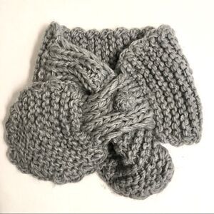 Gray Cable Knit Headband hat adjustable single button